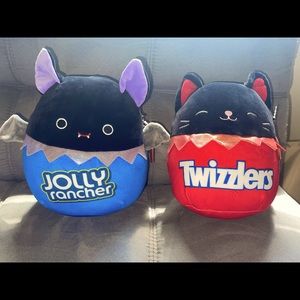 Hershey’s Halloween Squishmallows Emily & Autumn